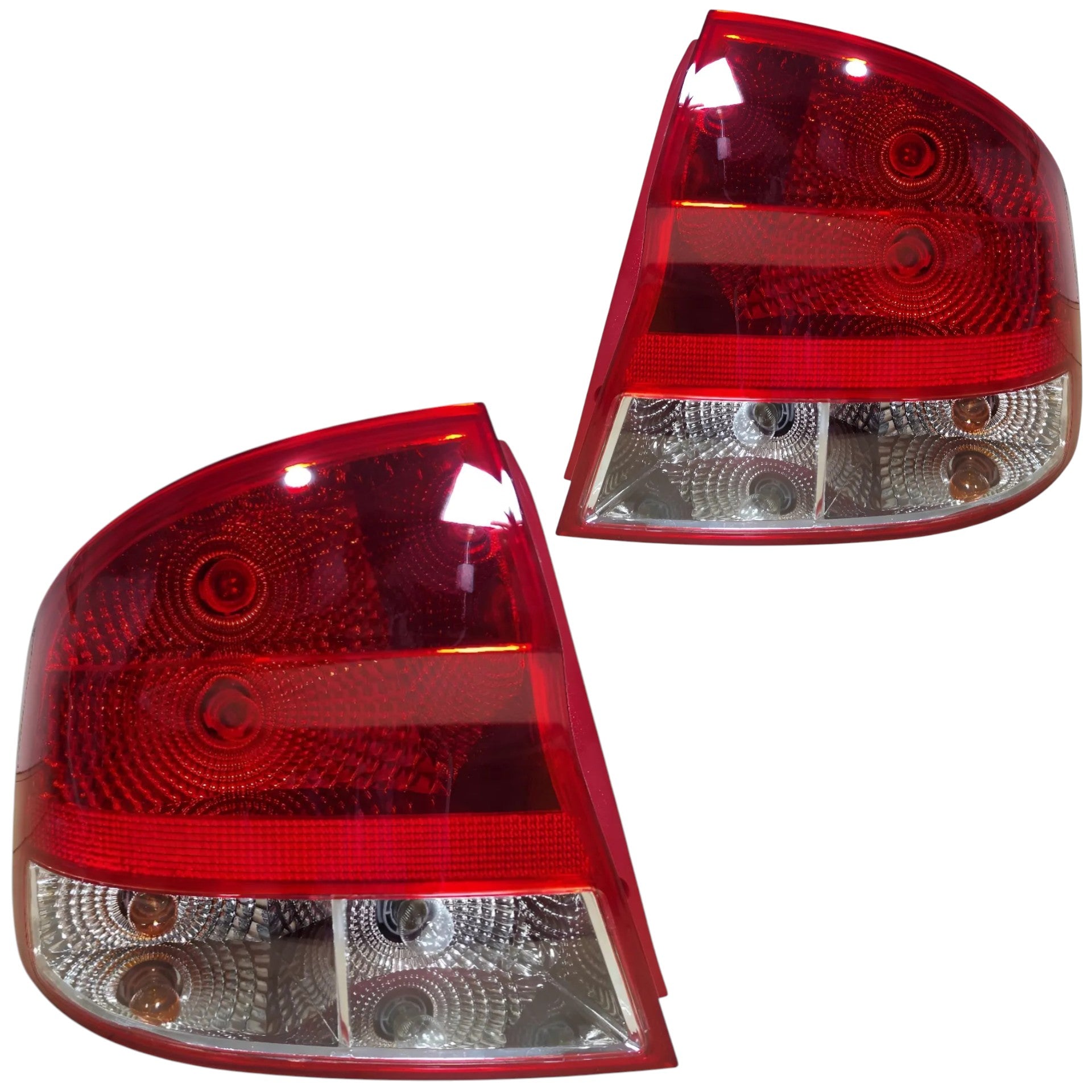 Faros Stop Traseros Chevrolet Aveo 04 - 10 RAG